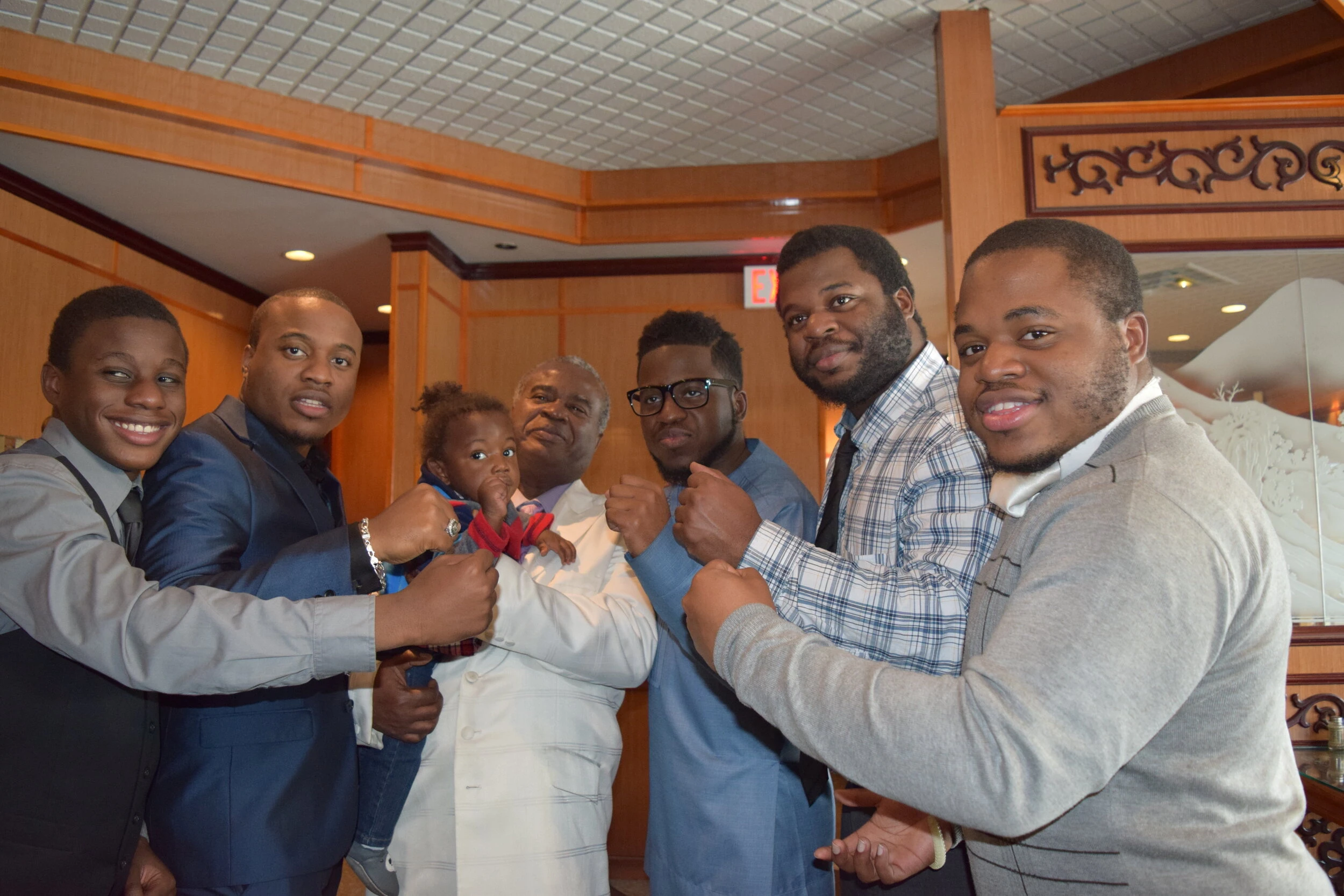 Kelly’s dad, nephew and brothers