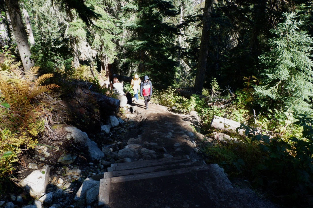  A small part of the looong, arduous climb uphill we had to endure. At the last section between the Middle and Upper lakes, we had to scramble onto rocks and across muddy patches. 